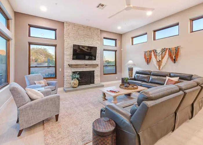 Luxury Heated Pool Desert Views For 6 *